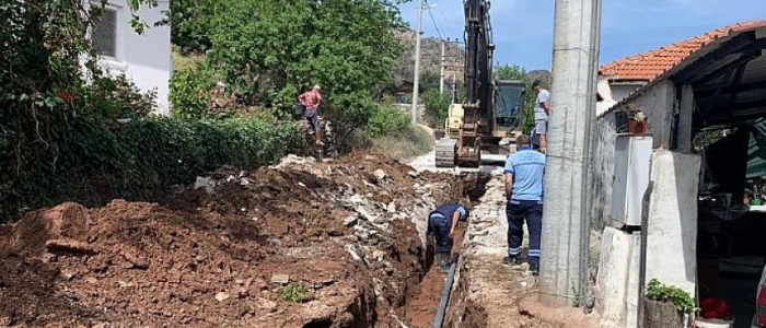 Marmaris’te Kırsal Mahallelerinin içme Suyu Hatları Yenileniyor