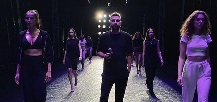 Ünlü koreograf Gökhan Duman’dan Türk mankenlere destek
