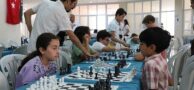 Aydın Büyükşehir Belediyesi kültür merkezlerinin düzenlediği Geleneksel Satranç Turnuvası bu yıl da heyecan dolu anlara sahne oldu