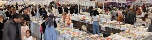 Karaman Belediyesi'nin bu yıl 10-19 Mayıs tarihlerinde düzenlediği 4. Karaman Kitap Günleri, kitapseverlerin yoğun ilgisiyle devam ediyor